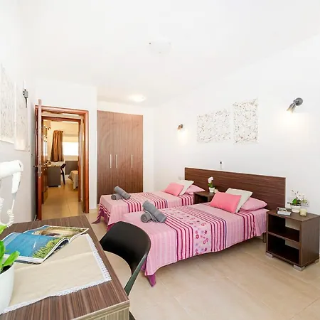 アパート Valley View 3 Bedroom Maisonette